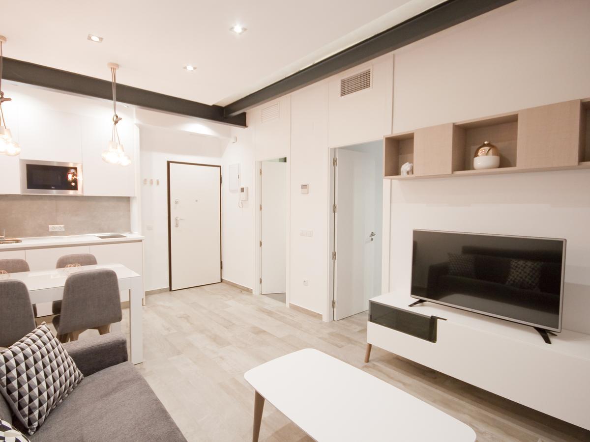 Apartamento Nuevo Y De Lujo En Puerta Del Sol Madrid Eksteriør bilde
